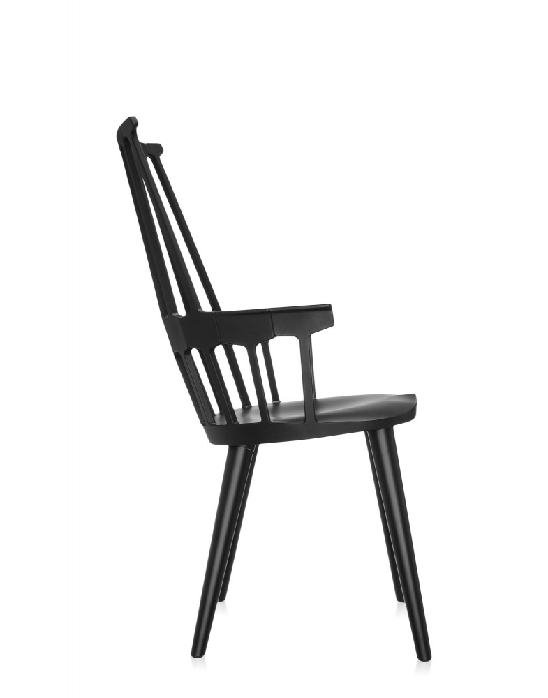 Кресло Comback (черное) на деревянных ножках